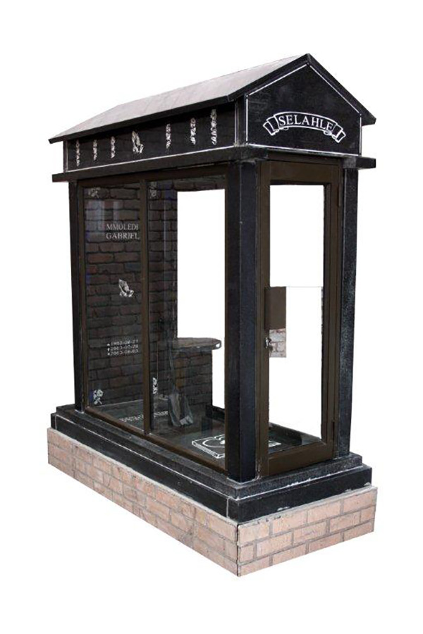 c19-hs-with-glass